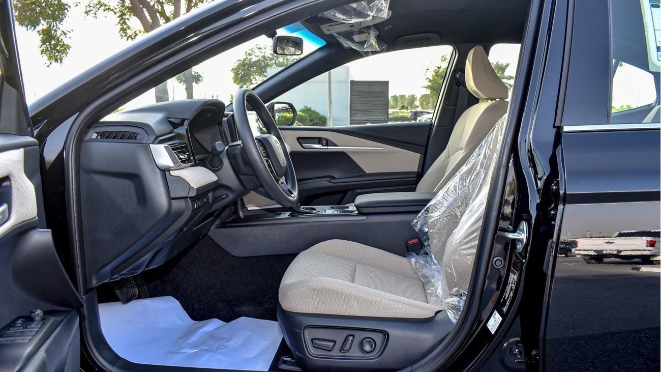 تويوتا كامري 2.5L Petrol