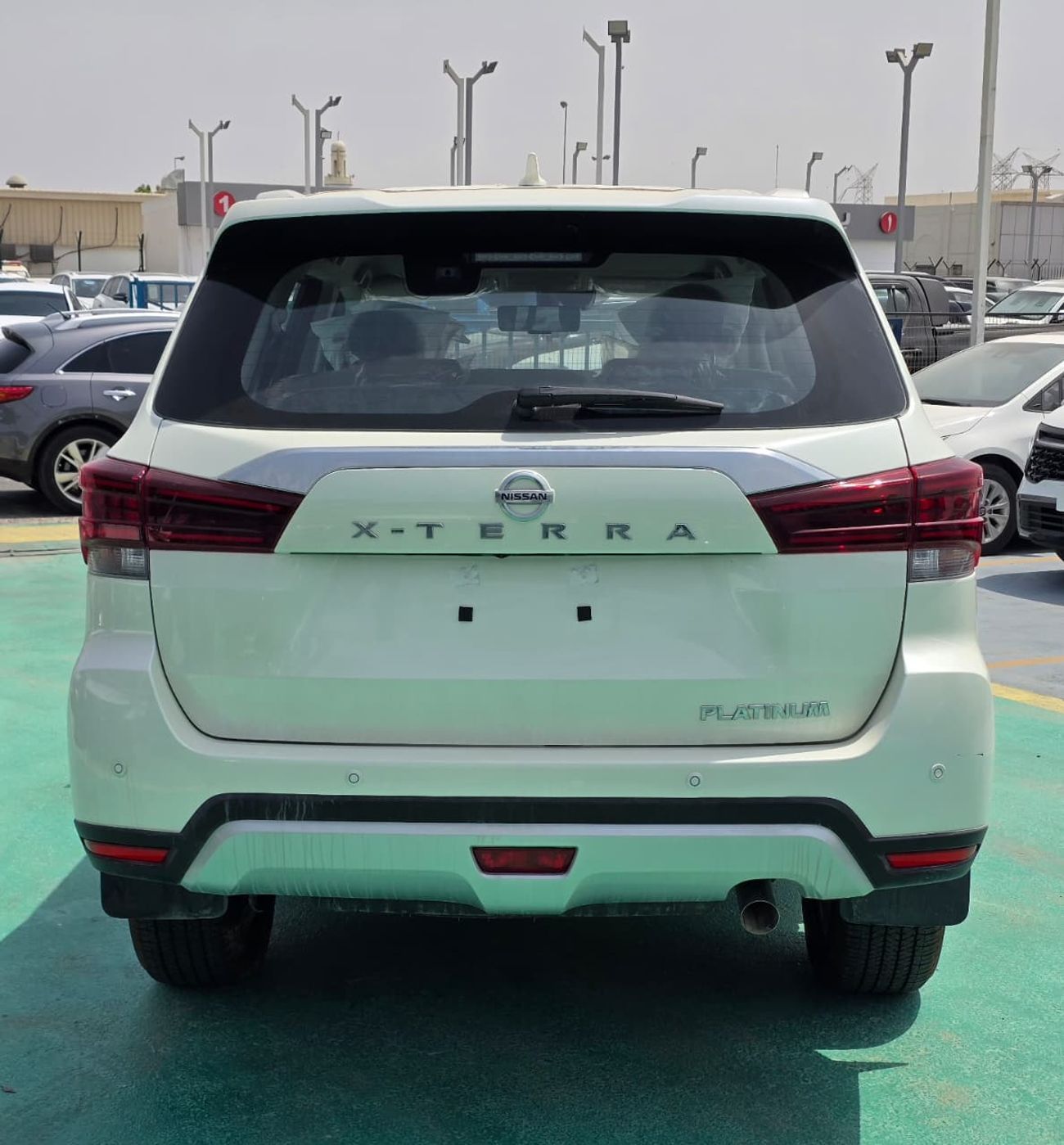 نيسان إكستيرا Platinum 2.5L AWD