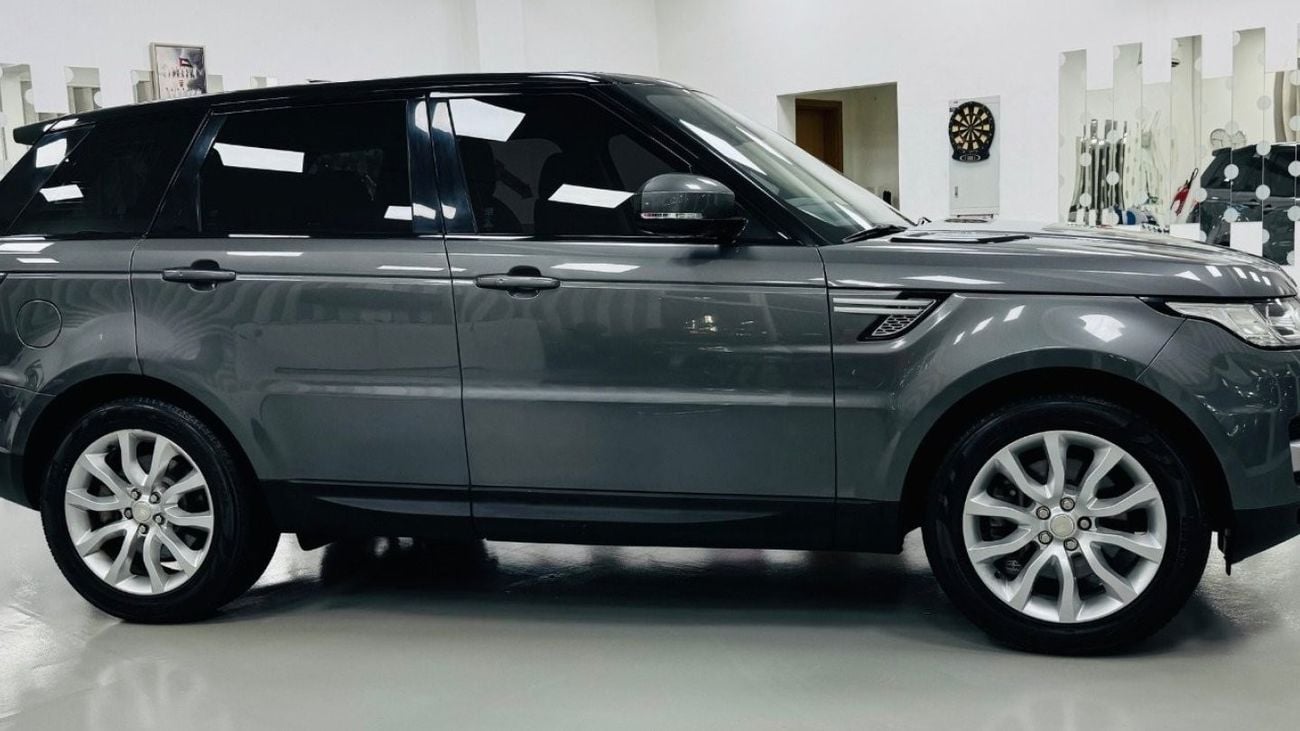 لاند روفر رينج روفر سبورت GCC .. FSH .. HSE .. V6 .. Perfect Condition .