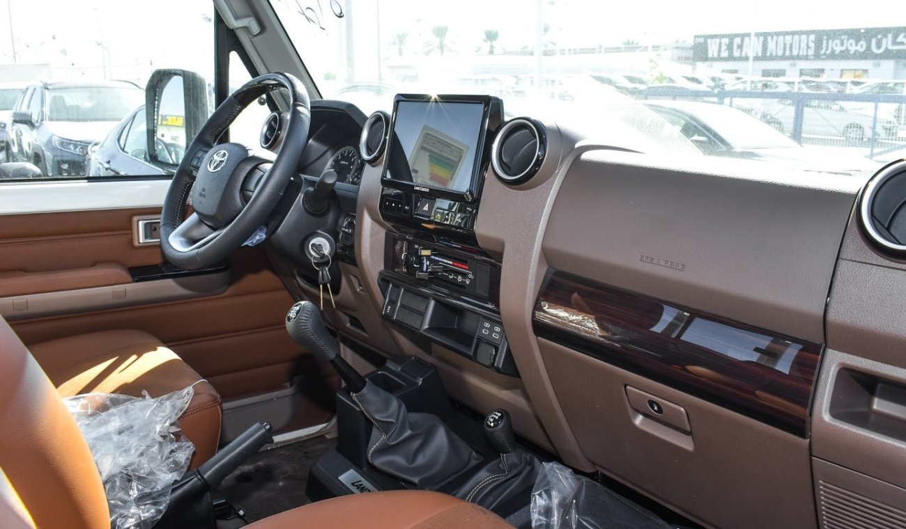 Toyota Land Cruiser Pick Up LX 4.0L V6 Petrol Single Cabin M/T