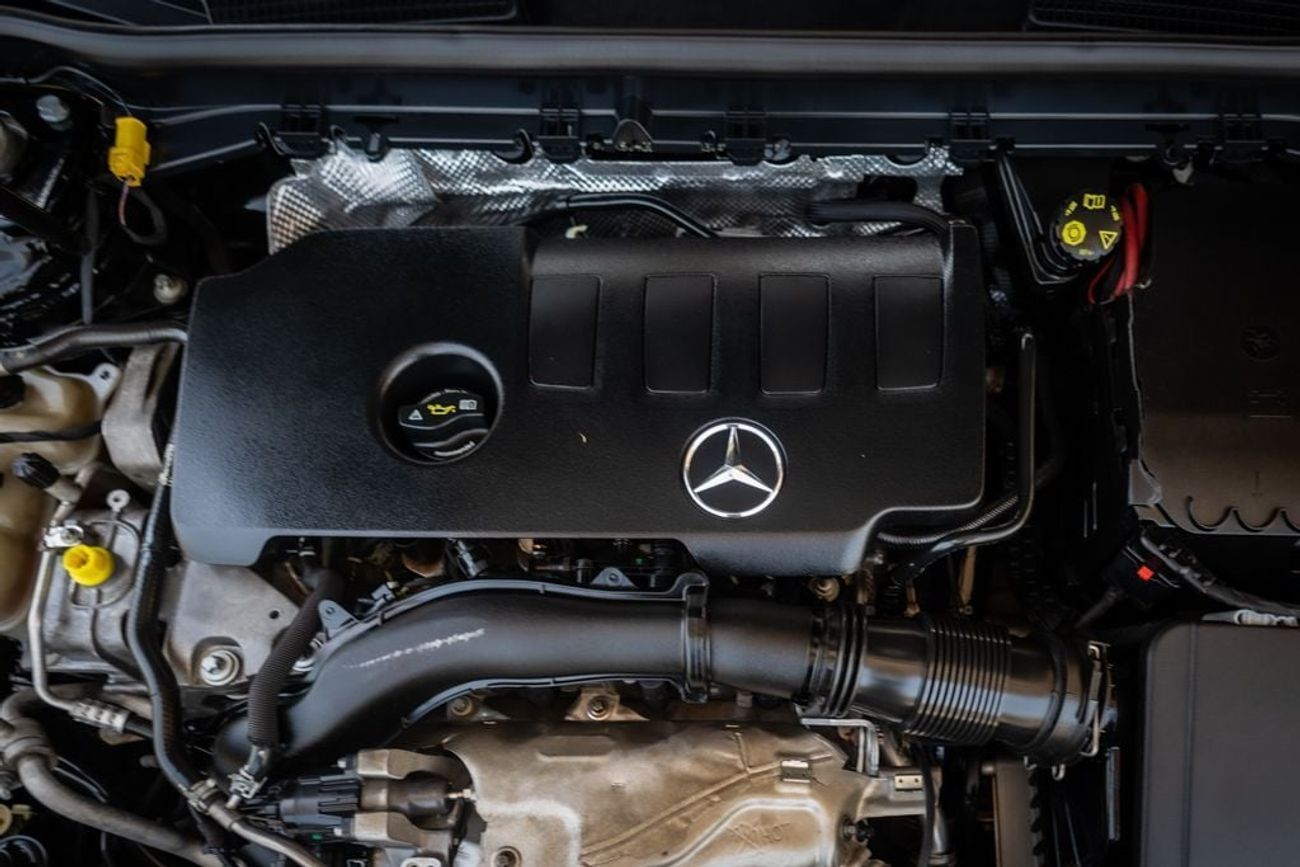 مرسيدس بنز CLA 250 Premium + 2.0L