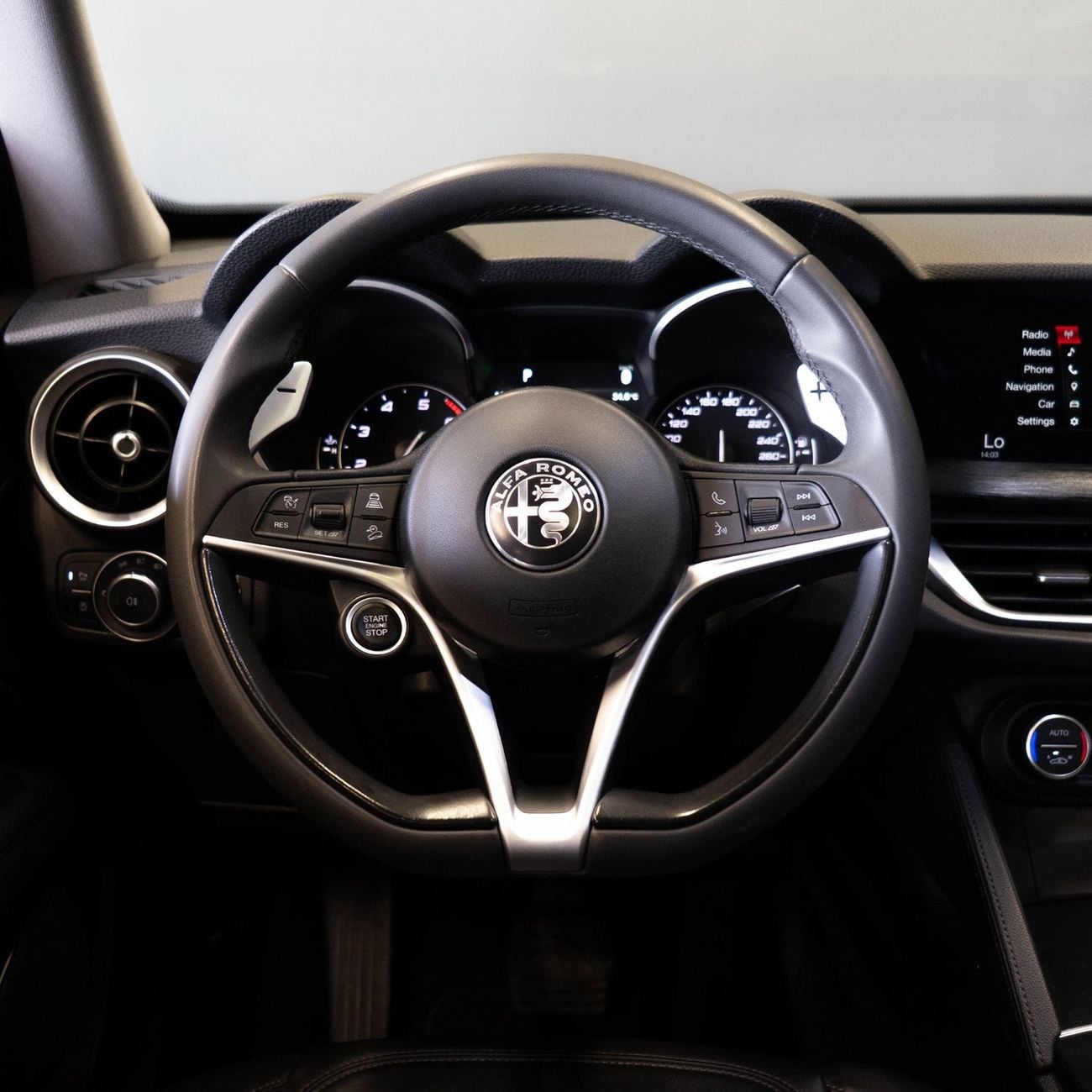 Alfa Romeo Stelvio AED 1,436 P.M • 0% Downpayment •  Alfa Romeo Stelvio Limited Edition • 1 Year Warranty