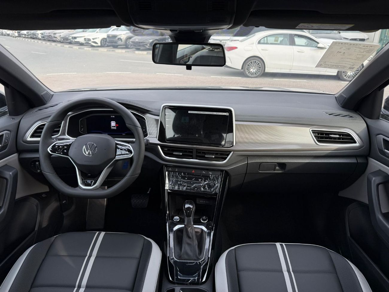 فولكس واجن T ROC 300 TSI 1.5L Turbo Petrol 2025 Export Price @ 73,000 AED