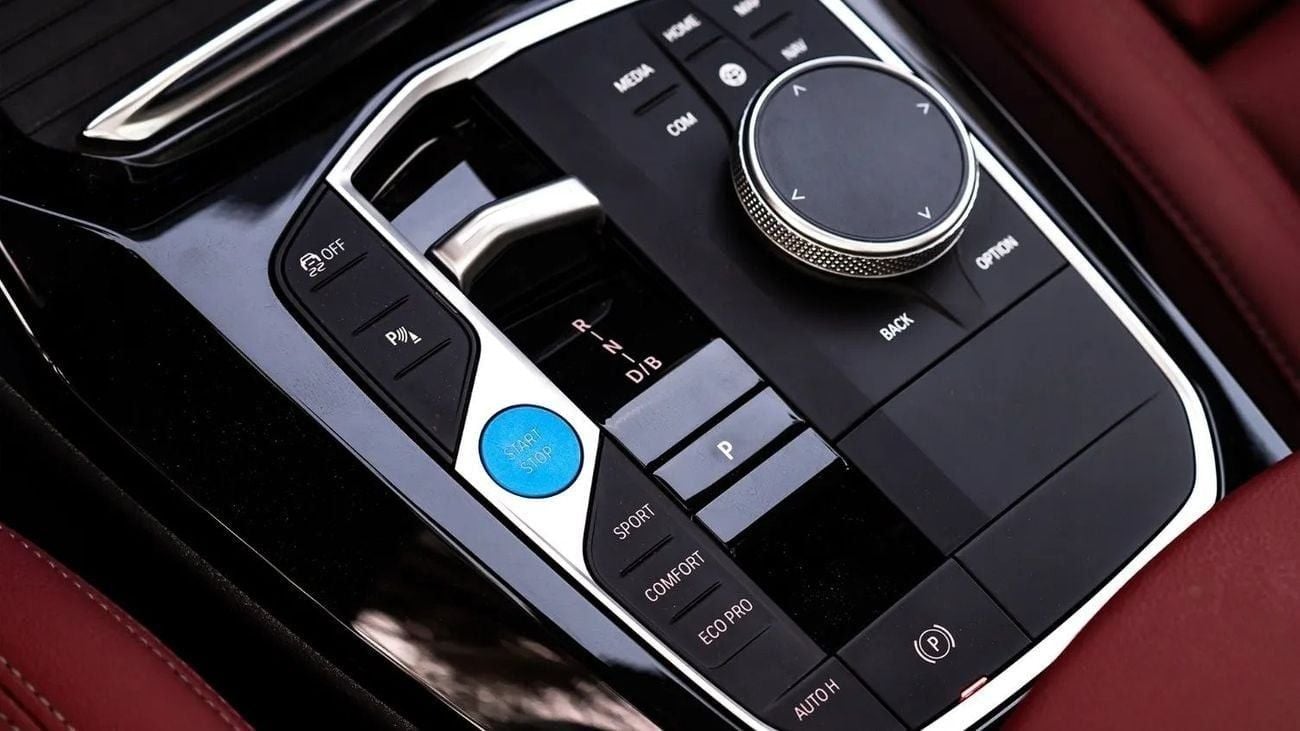 BMW iX3 2025 | BMW IX3 LEADING VERSION M SPORT