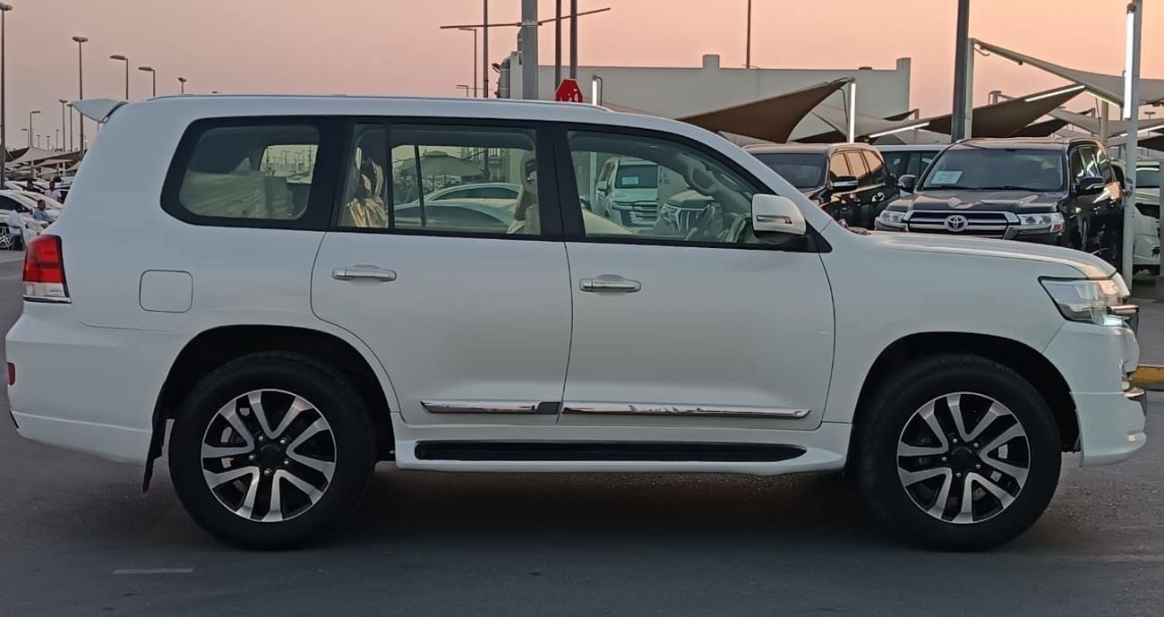 تويوتا لاند كروزر GXR1 4.0L