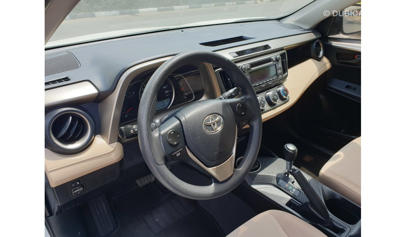 تويوتا راف ٤ Toyota RAV4 2015 - GCC - Immaculate Condition