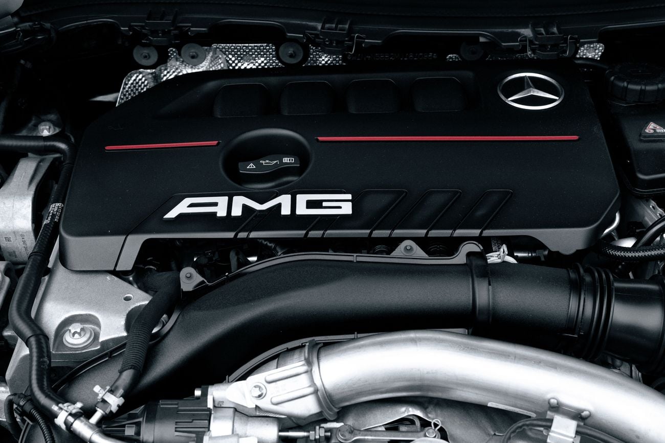 مرسيدس بنز GLA 220 GLA35 AMG 4matic | 3,016 P.M | 0% Downpayment | GLA 35 AMG | Super Low Mileage!