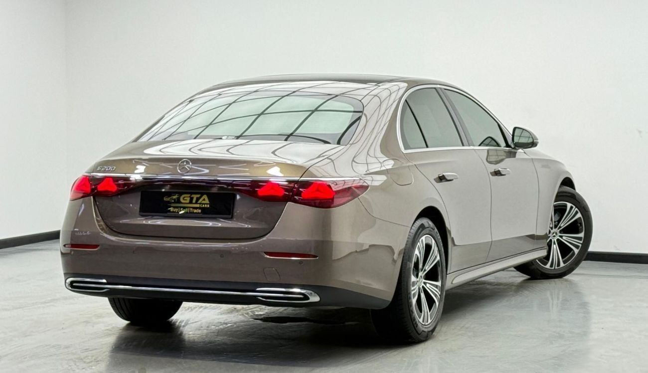 مرسيدس بنز E200 2.0L 2024 Mercedes Benz E200 AMG, Warranty, Fully Loaded, Very Low Kms, Excellent Condition, Korean