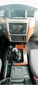 نيسان باترول سفاري NISSAN PATROL SAFARI 2022 GCC DRIVEN ONLY 13K WITH 5 YEARS AGENCY WARRANTY  IN