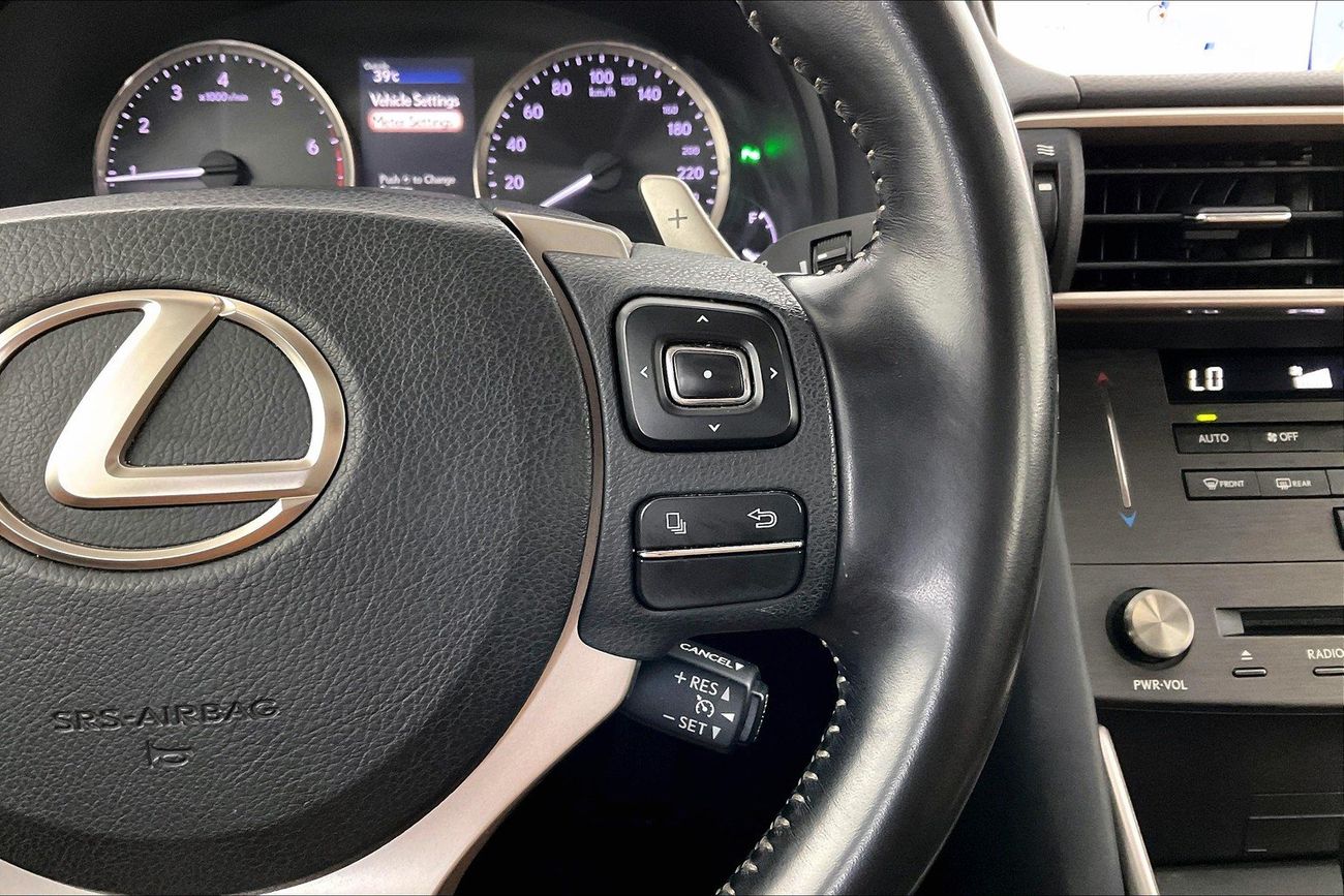 Lexus IS300 Premier | upto AED 20,000 Ramadan Discount | Guaranteed Warranty | 0 Down Payment