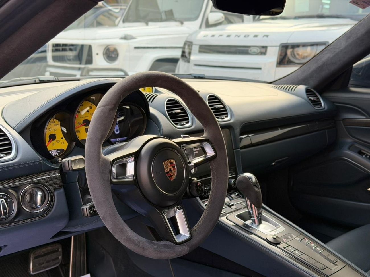 Porsche 718 Cayman Std 2.0L A/T