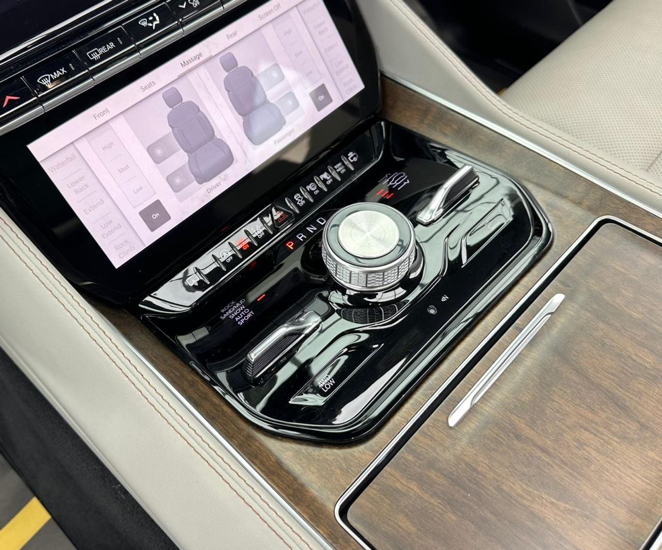 جيب جراند واجونير 2023 Jeep Grand Wagoneer Series 2, 2029 Jeep Warranty + Service Contract, Jeep Full Service History,