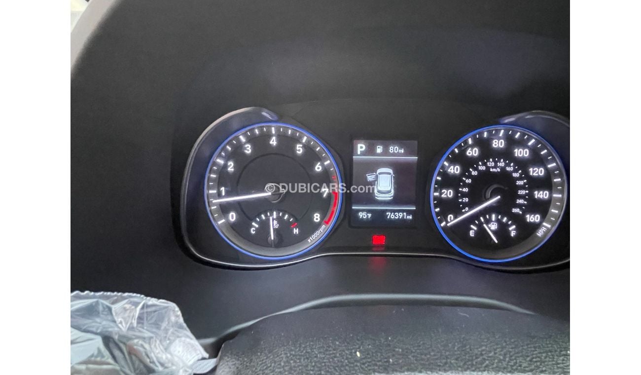 Hyundai Kona Hyundai kona Sel 2020 red : 76k USA Automatic Gasoline 5 4 Black Price : 55000 Mobile :  +9715683182