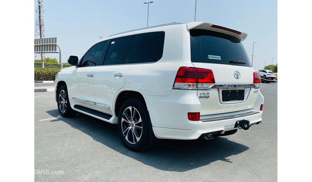 Toyota Land Cruiser VXR