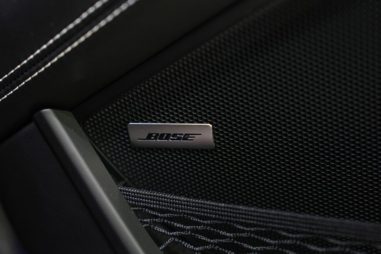 بورش 911 GT3 RS 4.0L (520 HP) Coupe Weissach Pack, Full Carbon, Ceramic Brakes, Dealer Warranty Till 23/02/20