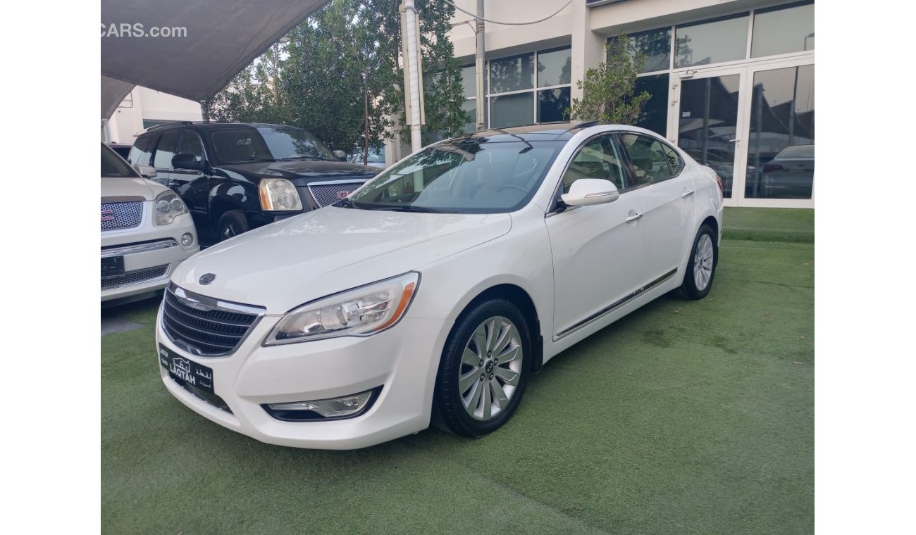 Kia Cadenza Model 2011 Gulf Leather Panorama Cruise Control Alloy wheels in excellent condition, you do not need