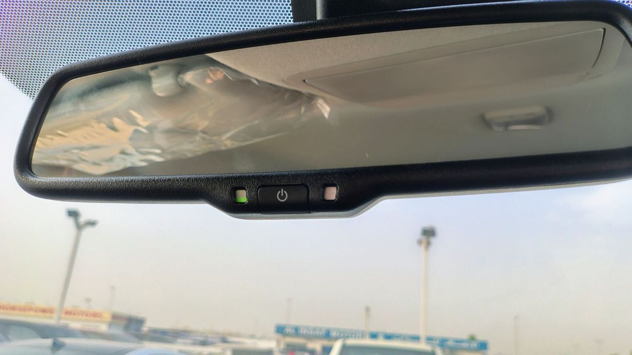 نيسان نافارا Std 2.5L RWD M/T