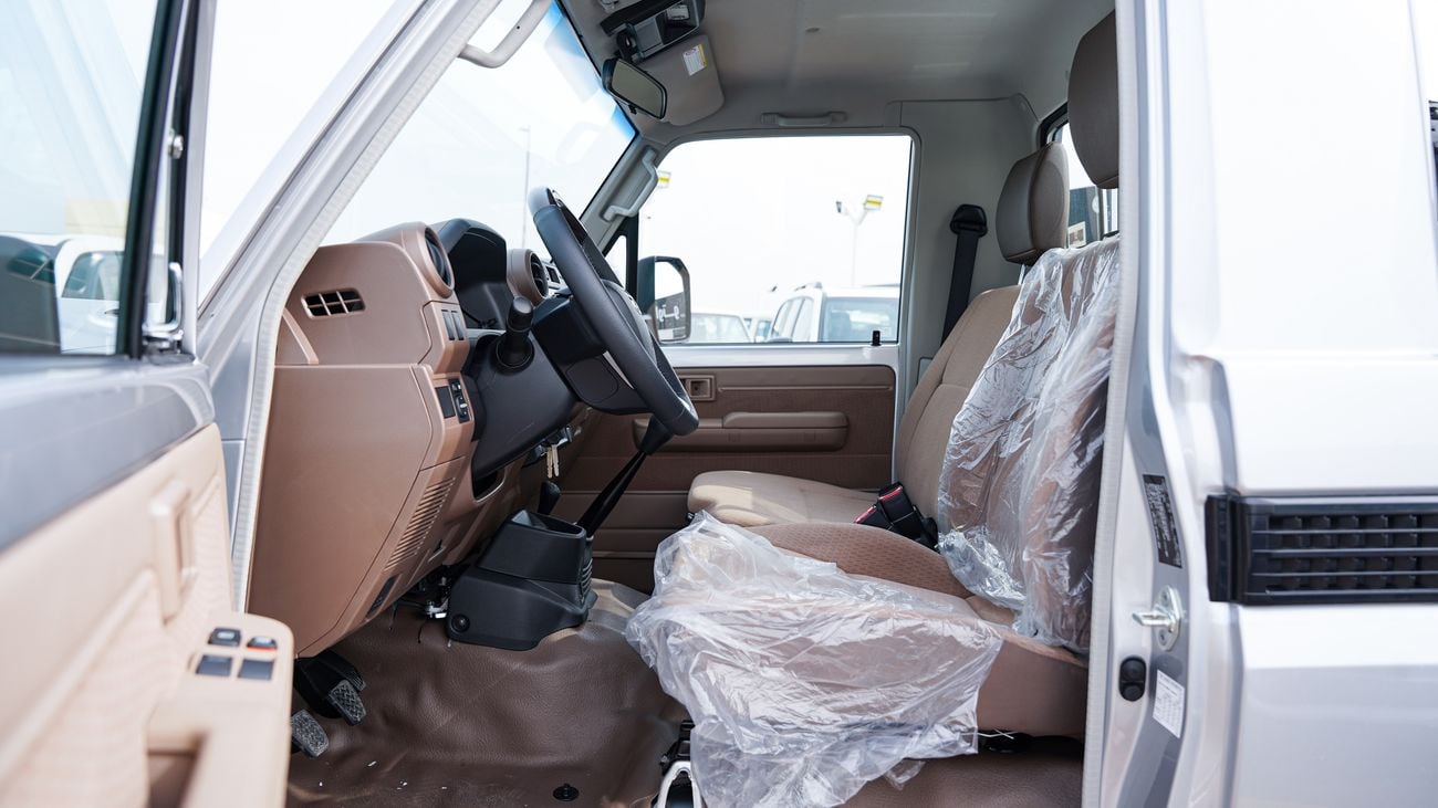 Toyota Land Cruiser Pick Up