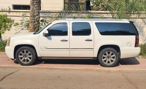 GMC Yukon Denali 6.2L