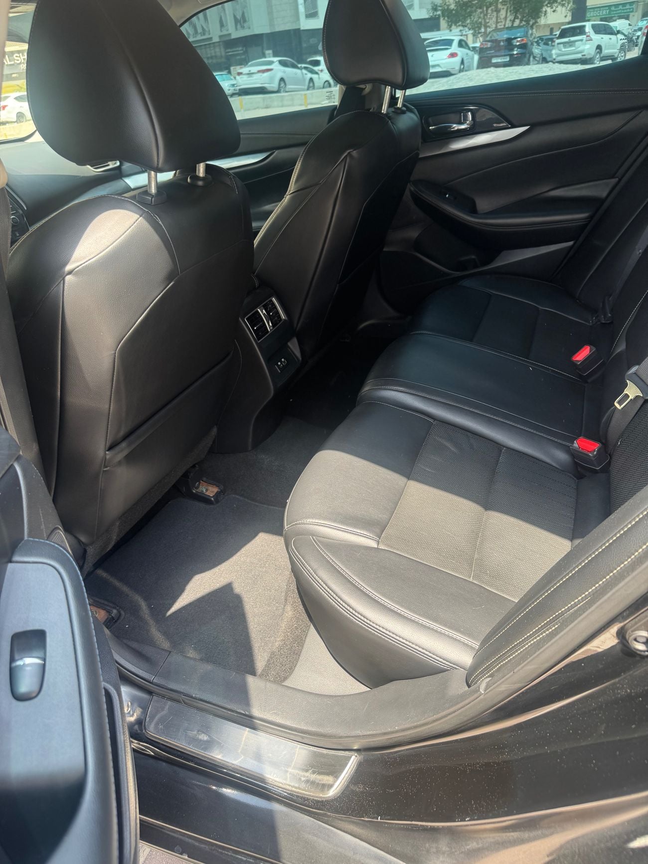 Nissan Maxima SL