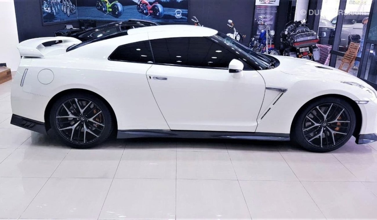 Nissan GT-R NISSAN GT-R 2017 GCC IN PERFECT CONDITION FULL SERVICE HISTORY FROM OFFICIAL DEALER FOR 349K AED