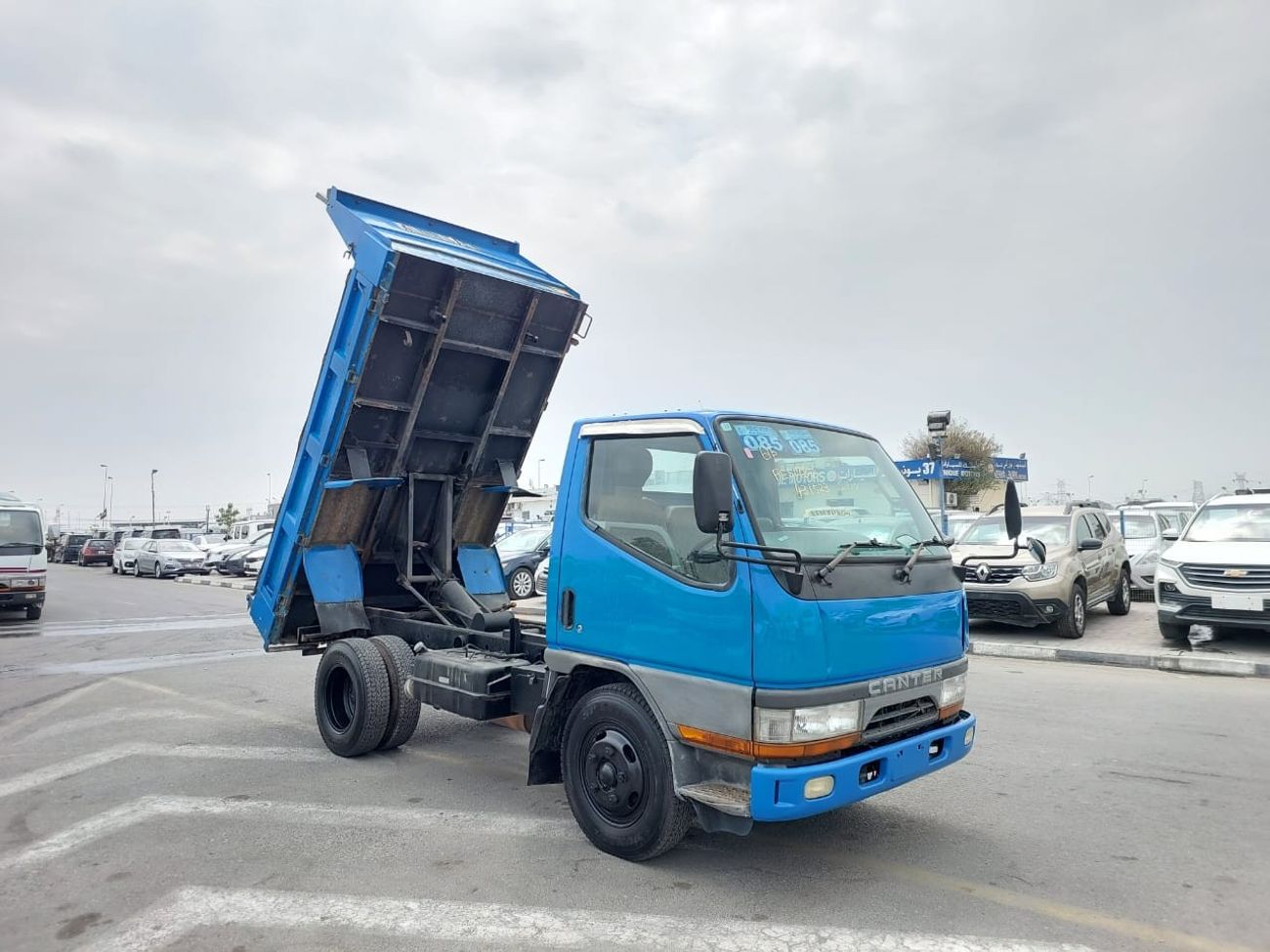 Mitsubishi Fuso Canter MITSUBISHI CANTER DUMPER TRUCK RHD 1997 MODEL 4.2 L DIESEL MANUAL(PM31523)