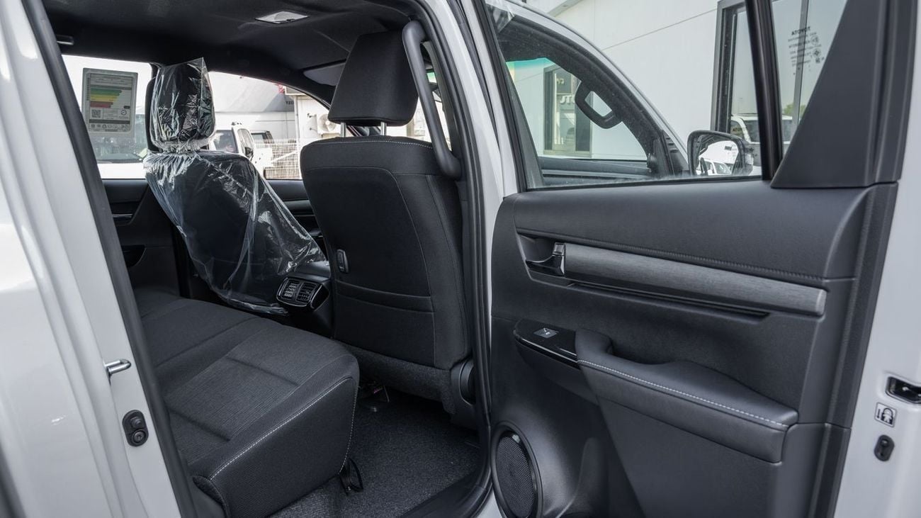 تويوتا هيلوكس TOYOTA HILUX ADVENTURE 4.0 AT 4X4 -2026YM