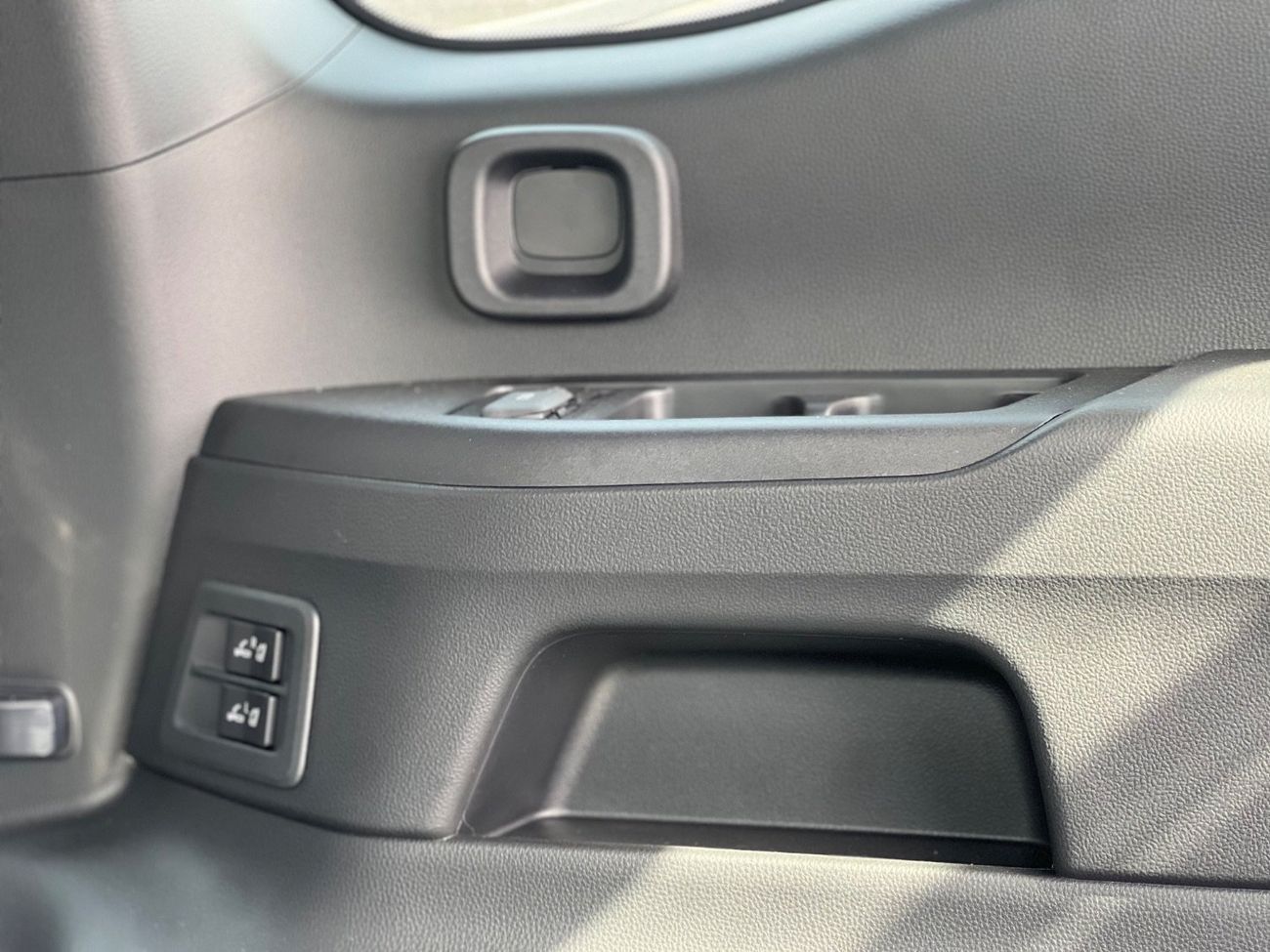 Toyota Land Cruiser VX 3.3L VXR3.3L