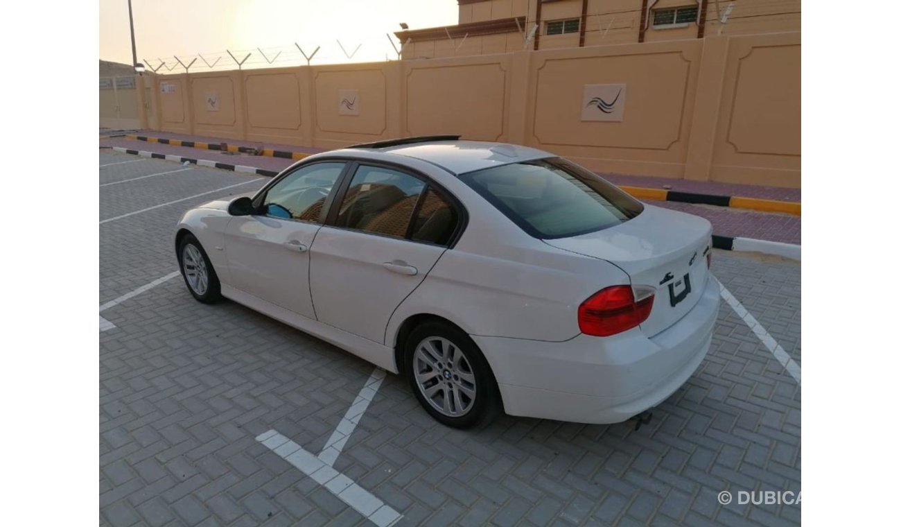 BMW 328i