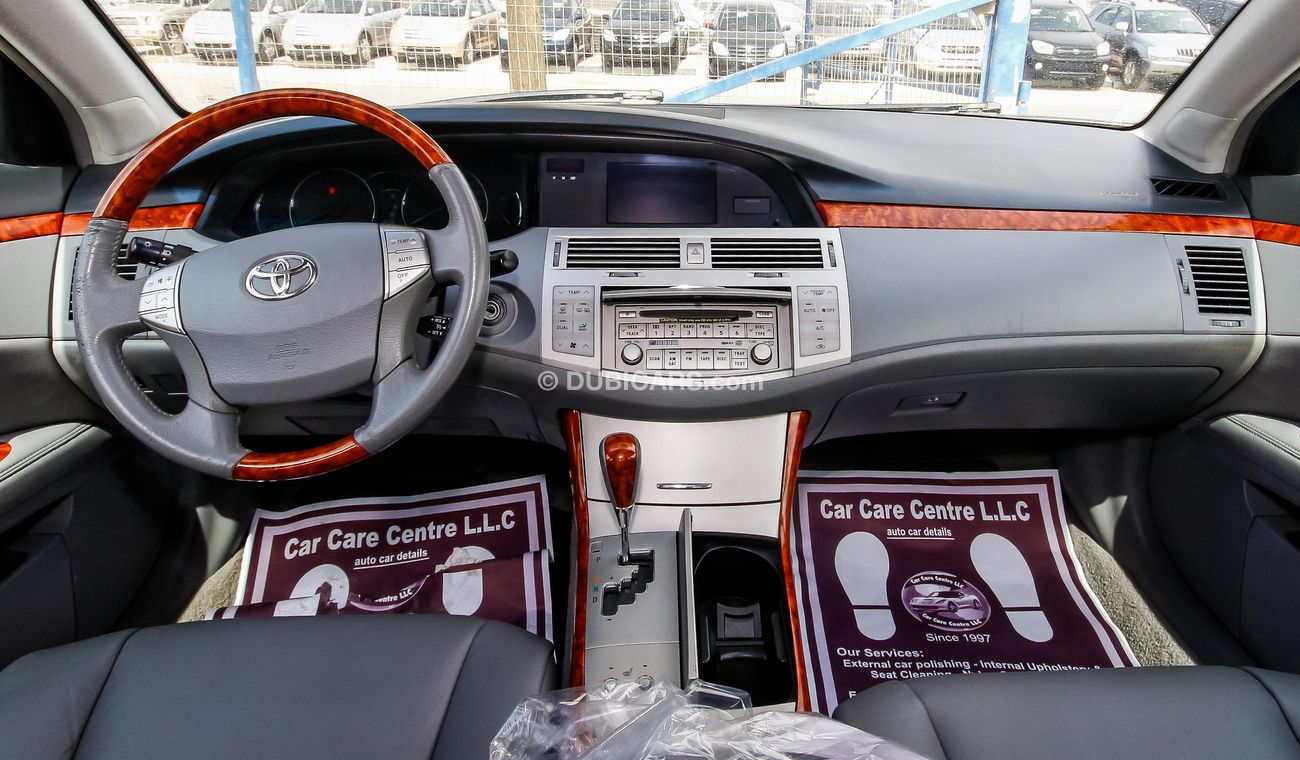 Used Toyota Avalon XLS 2007 for sale in Dubai 93320