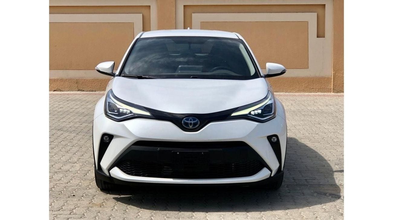 تويوتا CHR Toyota C-HR Hybrid 2023 (1.8L) GCC Specs Full Option