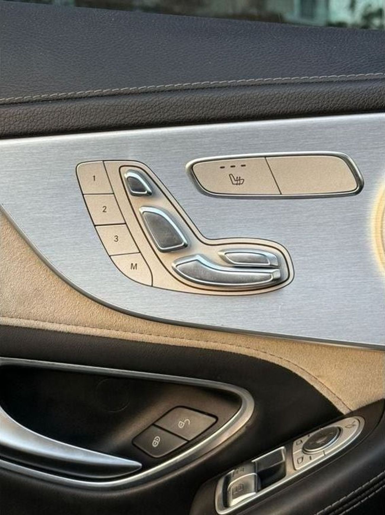 مرسيدس بنز C 63 AMG Std 4.0L