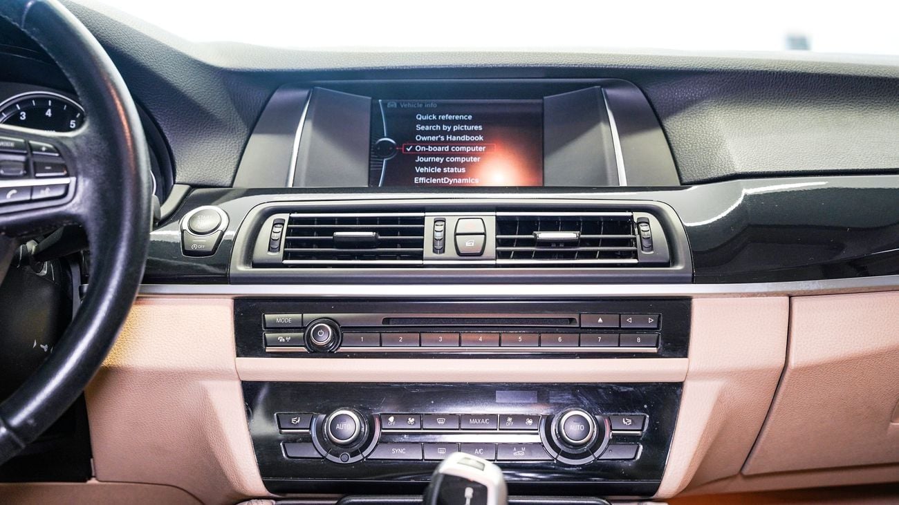 BMW 520i EXCLUSIVE