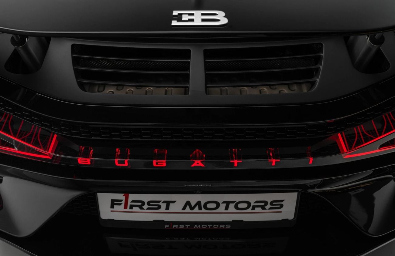 بوغاتي Mistral 8.0L W16 Quad-Turbocharged Engine