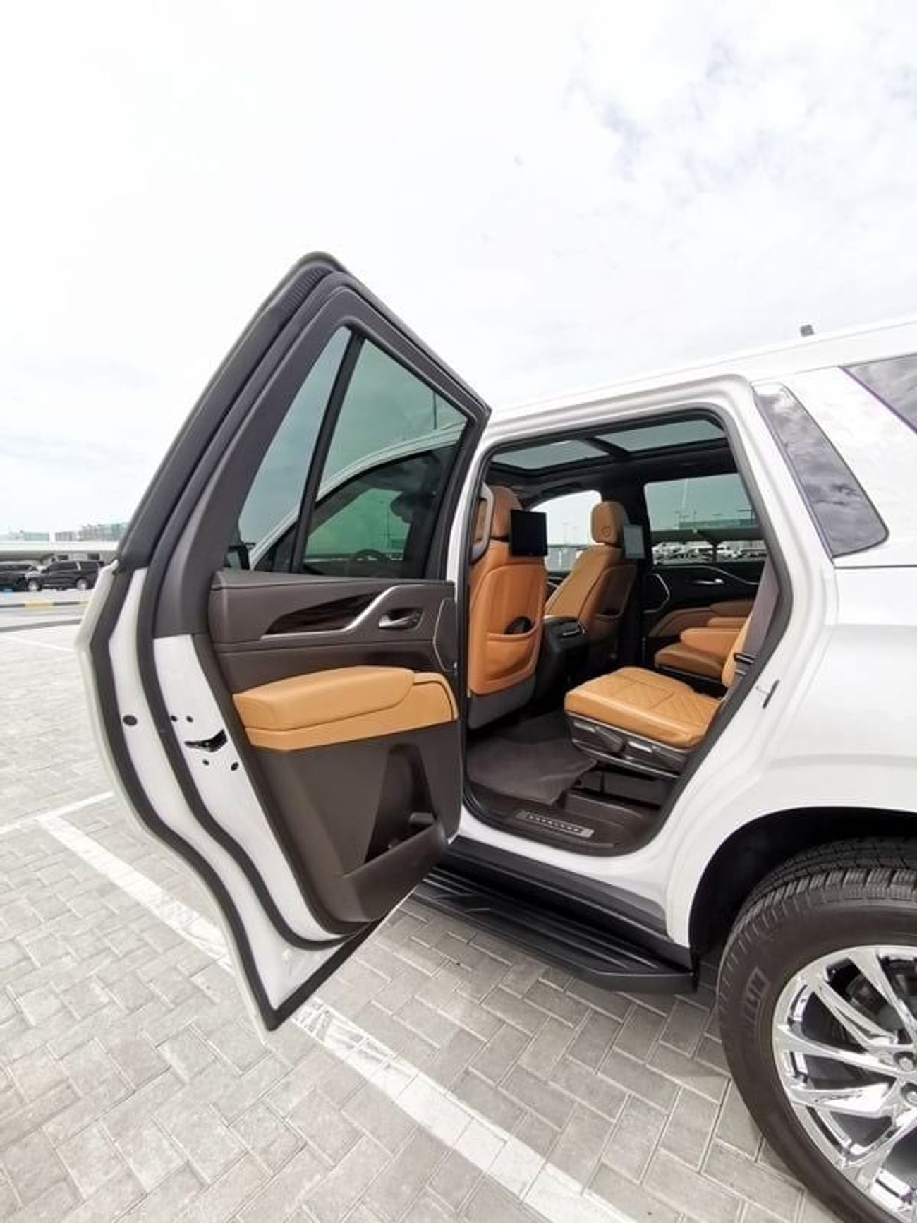 Cadillac Escalade Cadillac Escalade Platinum Diesel - 2023 - White