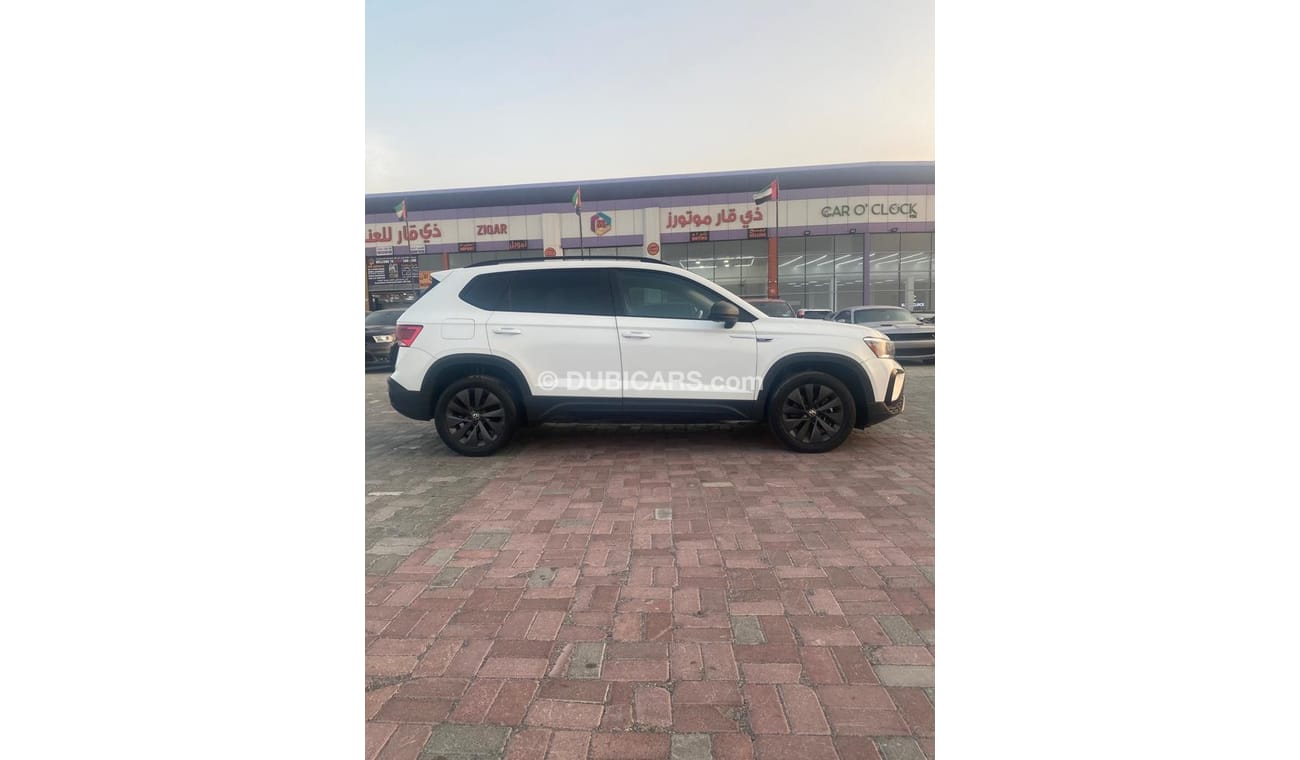 Used Volkswagen Taos 2022 for sale in Dubai 661493