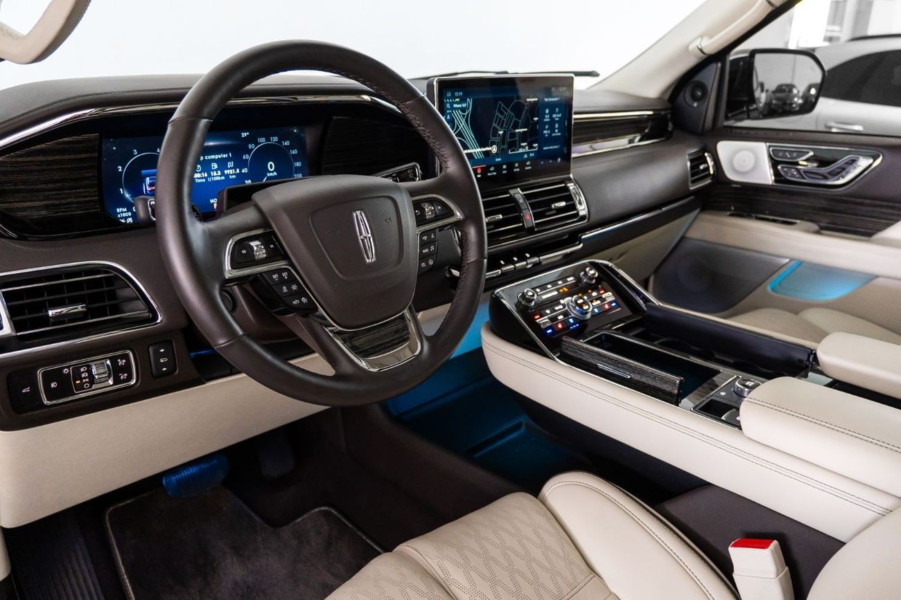 Lincoln Navigator 2023 Lincoln Navigator Presidential / Lincoln Warranty & Service Contract