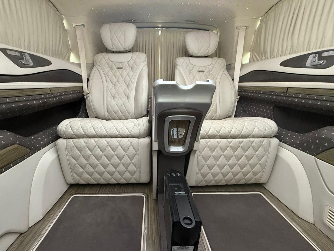 Mercedes-Benz V 250 2.0L in LEFT HAND DRIVE (LOCAL)