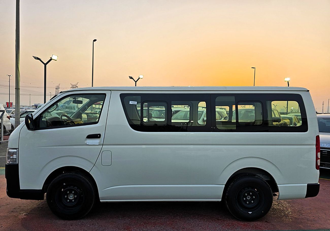 تويوتا هاياس Toyota hiace Cargo std  2.5l diesel M/T 2025 model