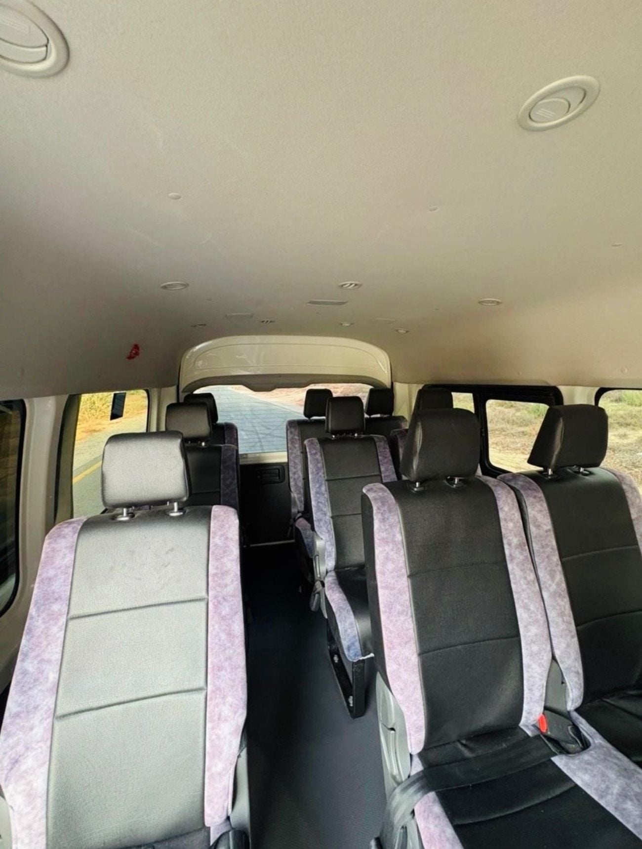 Toyota Hiace GL Toyota Haice Hiroof GL V6 3.5 manual Gear petrol