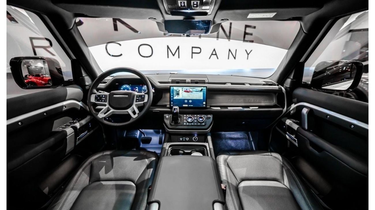 Land Rover Defender 2024 Land Rover Defender 110 P400 SE, 2028 Land Rover Edition, County Pack, Low KMs, GCC