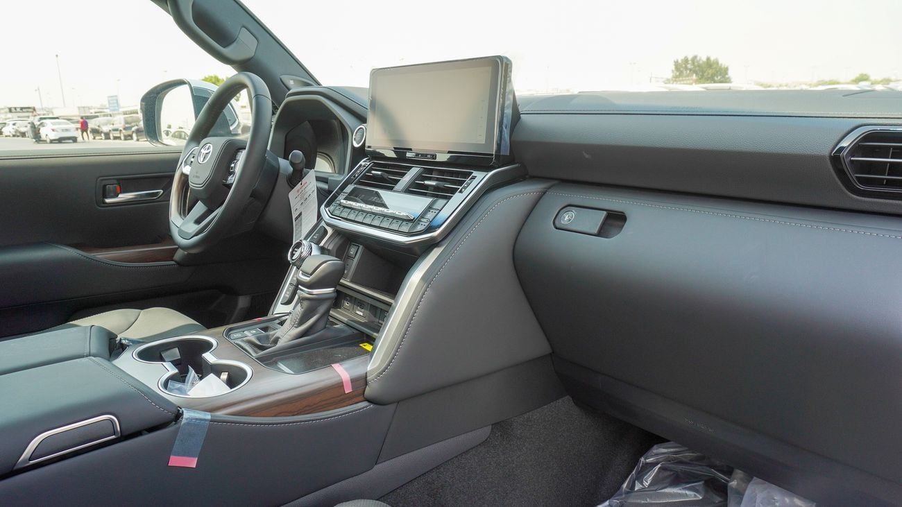 تويوتا لاند كروزر VX 4.0L V6