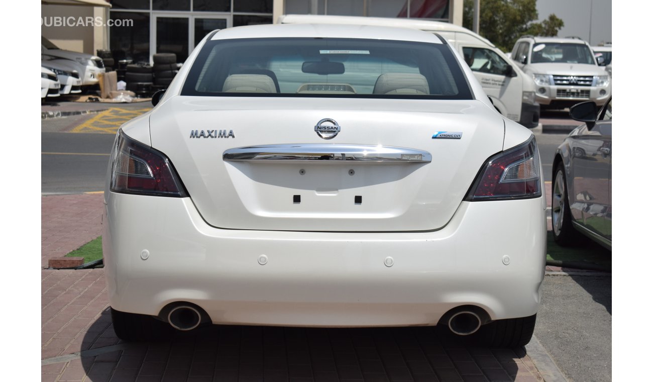 Nissan Maxima 2015 WHITE NUMBER 2 GCC NO ACCIDENT NO ACCIDENT PERFECT