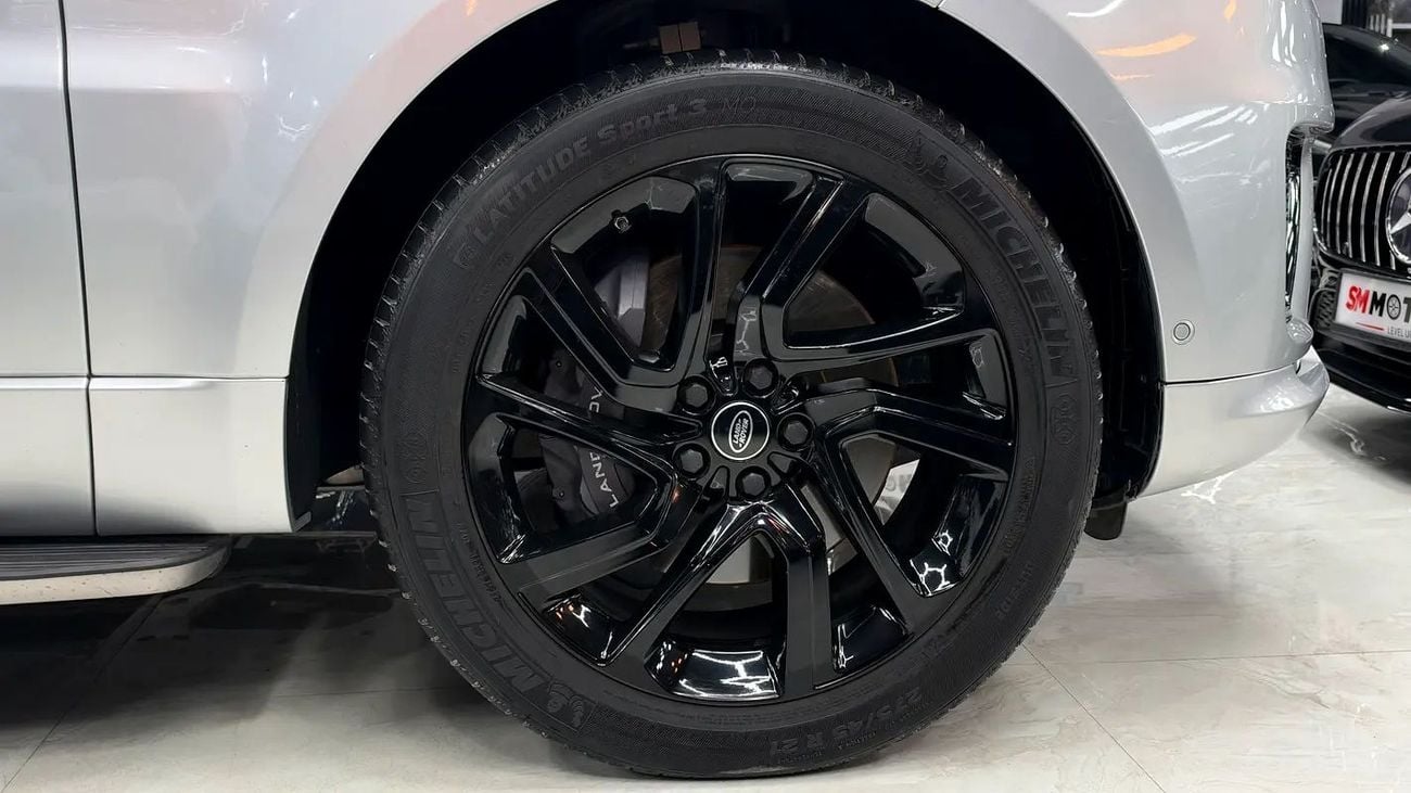Land Rover Range Rover Sport HSE DYNAMIC