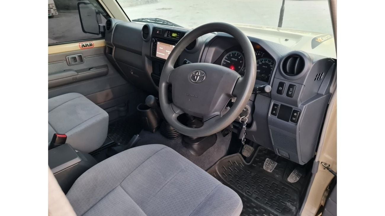 Toyota Land Cruiser Pick Up Double Cabin GX.L