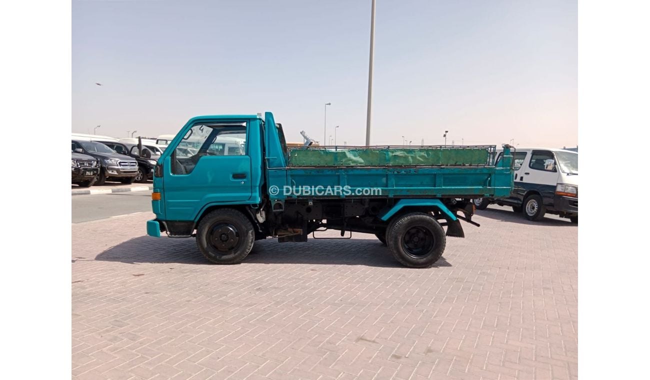 Toyota Dyna TOYOTA DYNA TRUCK RIGHT HAND DRIVE (PM1235)