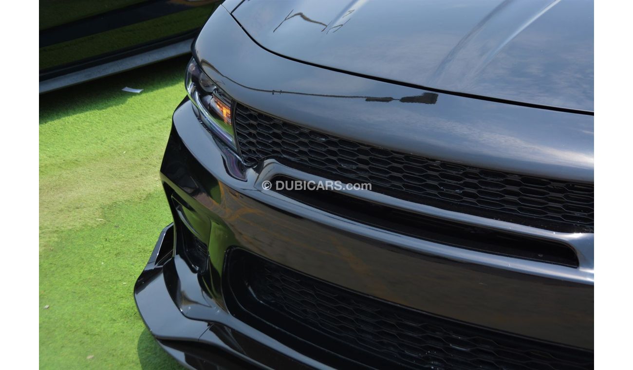 Dodge Charger 3.6L SXT (Mid) OFFER ONE WEEK//CHARGER SRT KIT//WIDE BODE//SUN ROOF//AIR BAGS/