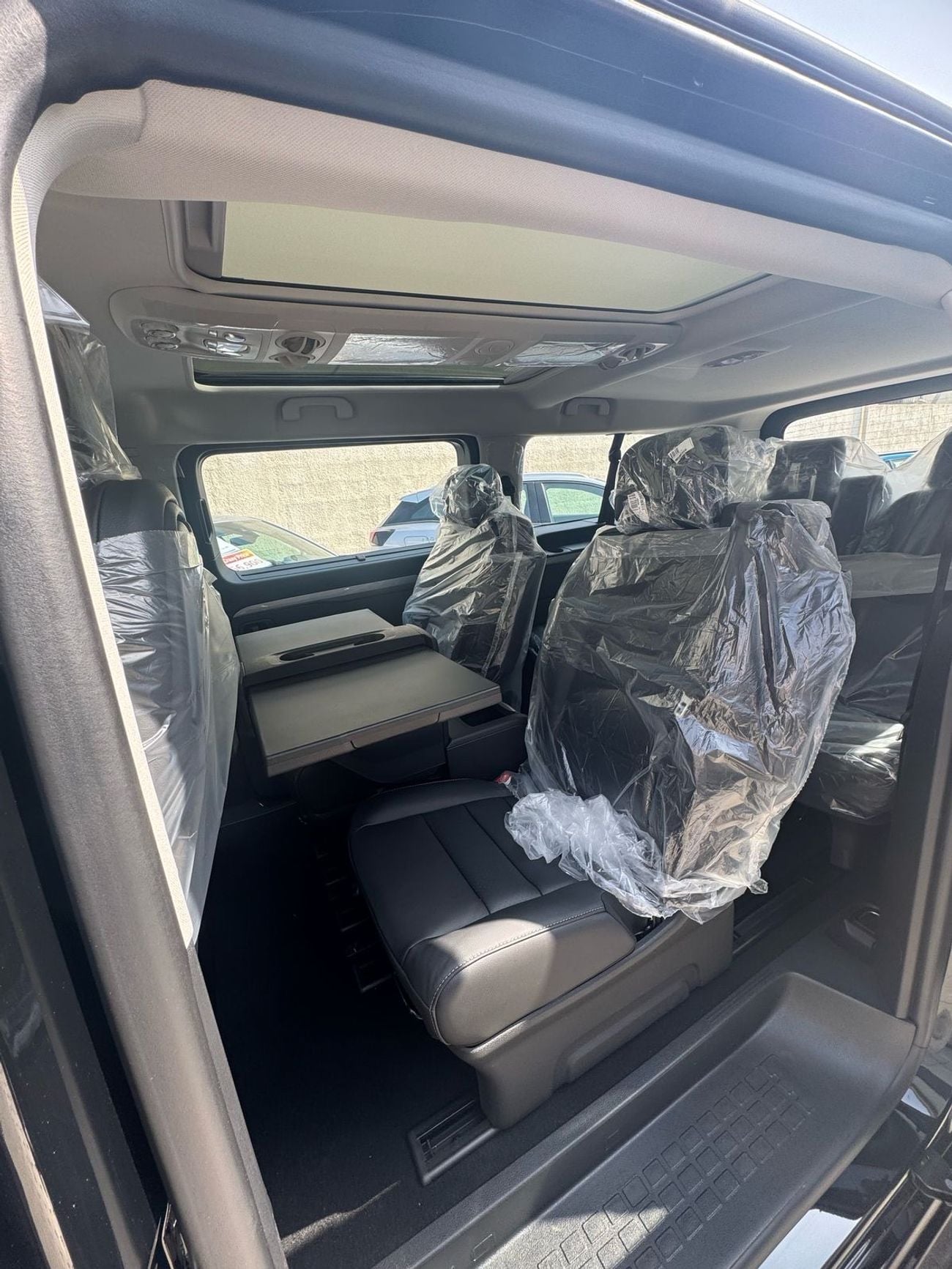 Peugeot Traveller VIP L3