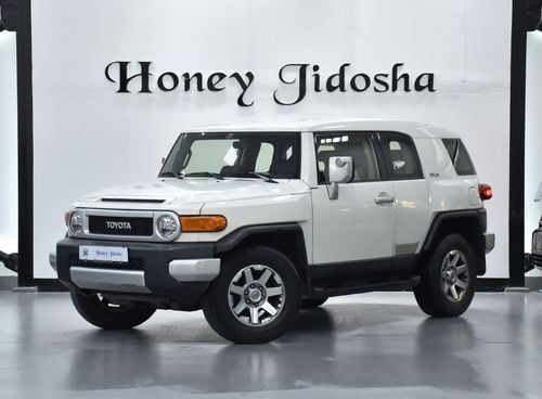 تويوتا إف جي كروزر EXCELLENT DEAL for our Toyota FJ Cruiser GXR ( 2016 Model ) in White Color GCC Specs