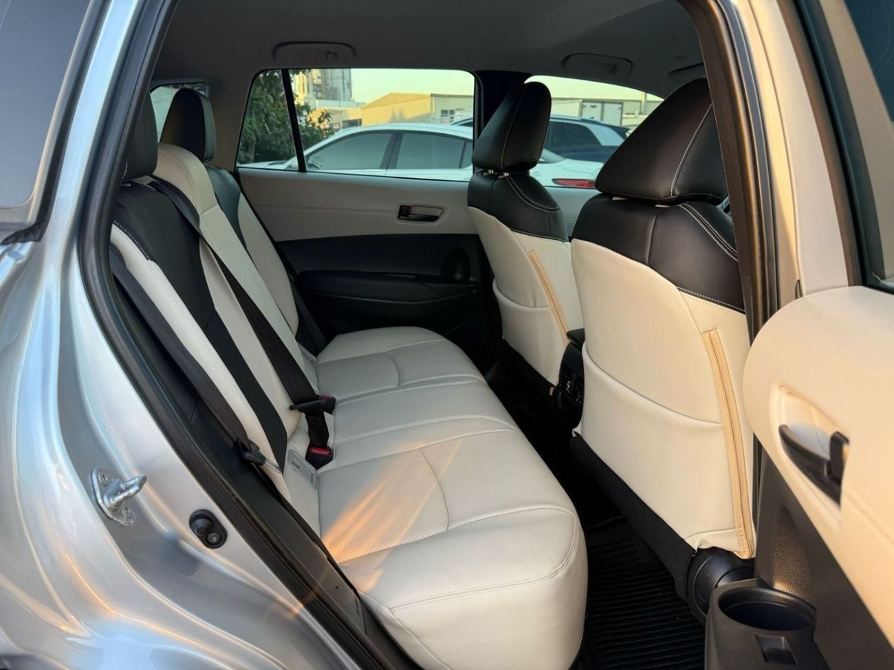 تويوتا كورولا كروس 2022 TOYOTA COROLLA CROSS | 2.0L PETROL | FULL OPTION | UAE PASS